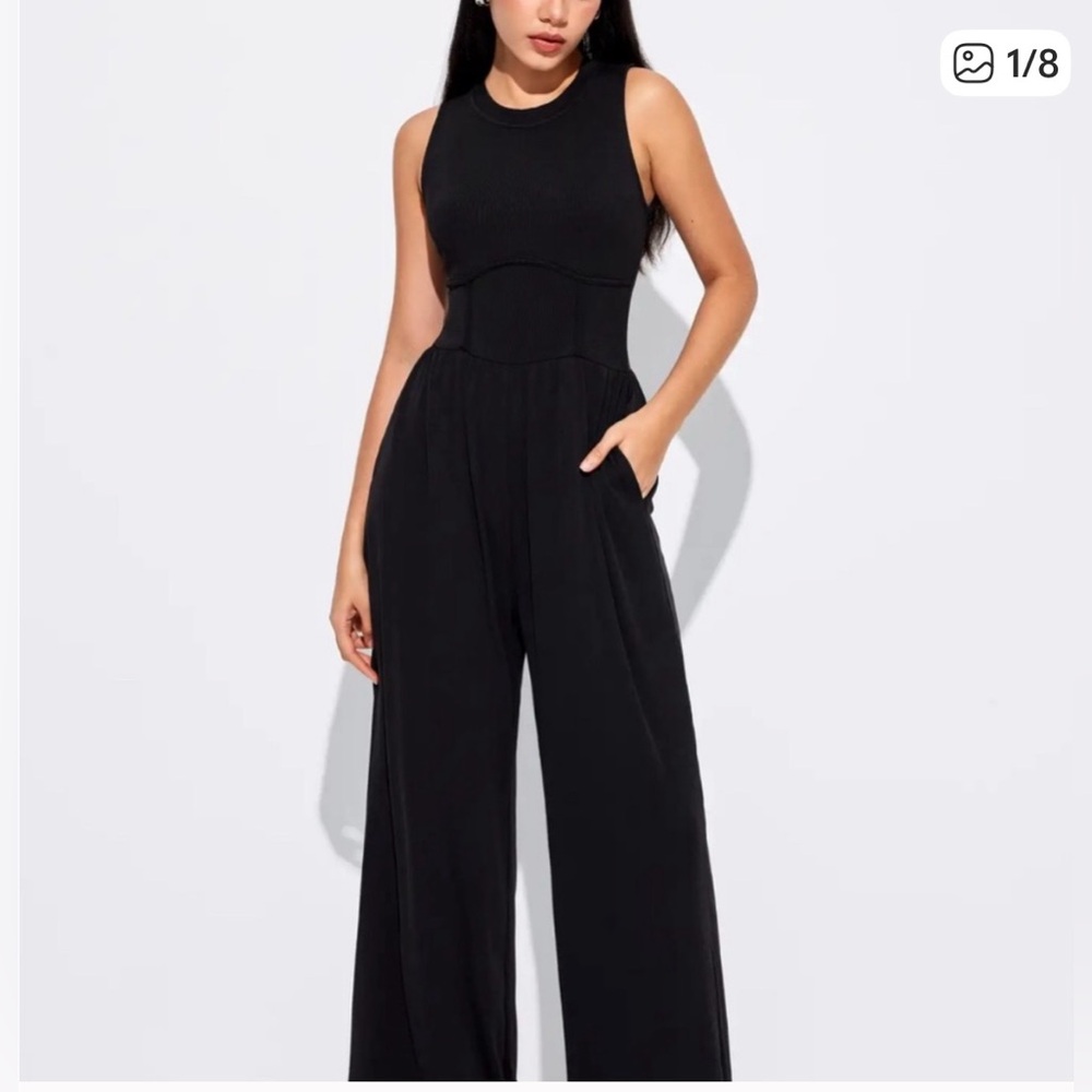 Woman’s Black Wide Leg, Sleeveless Jumpsuit - Picture 12 of 16